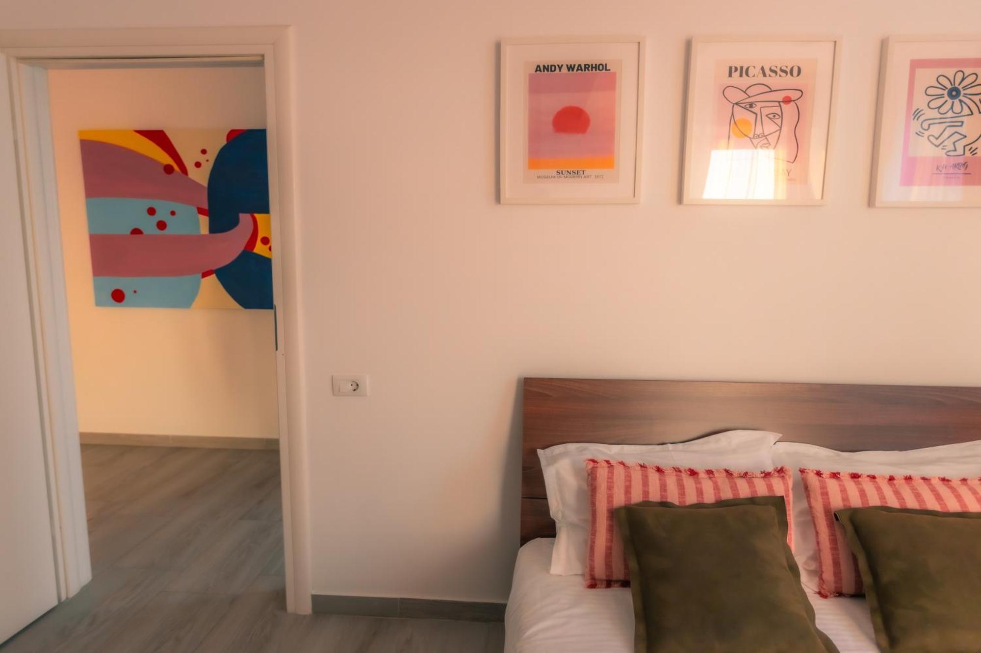 Sunset Apartment - Central Apt With Rooftop Garden Bukurešť Exteriér fotografie