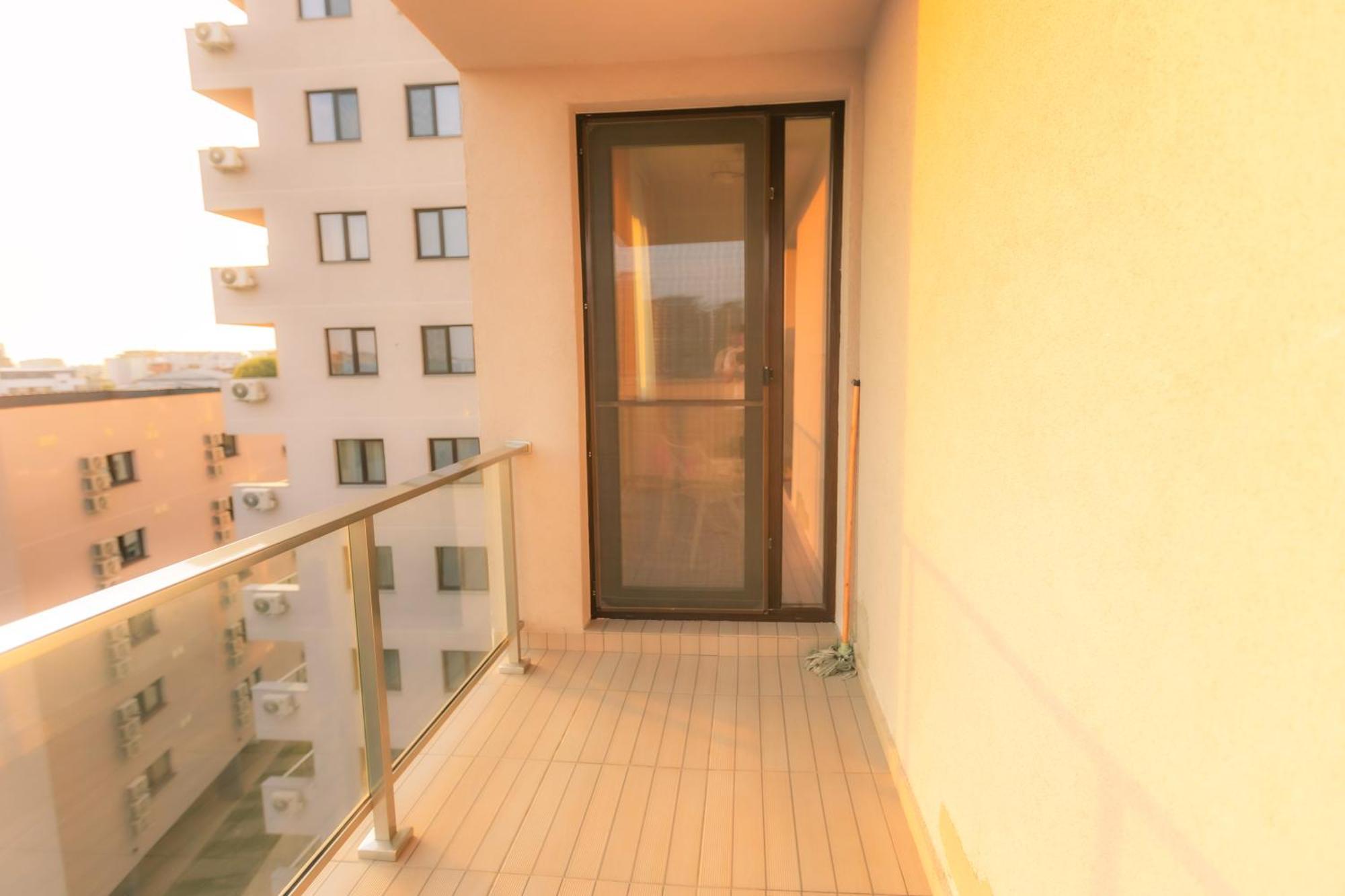 Sunset Apartment - Central Apt With Rooftop Garden Bukurešť Exteriér fotografie